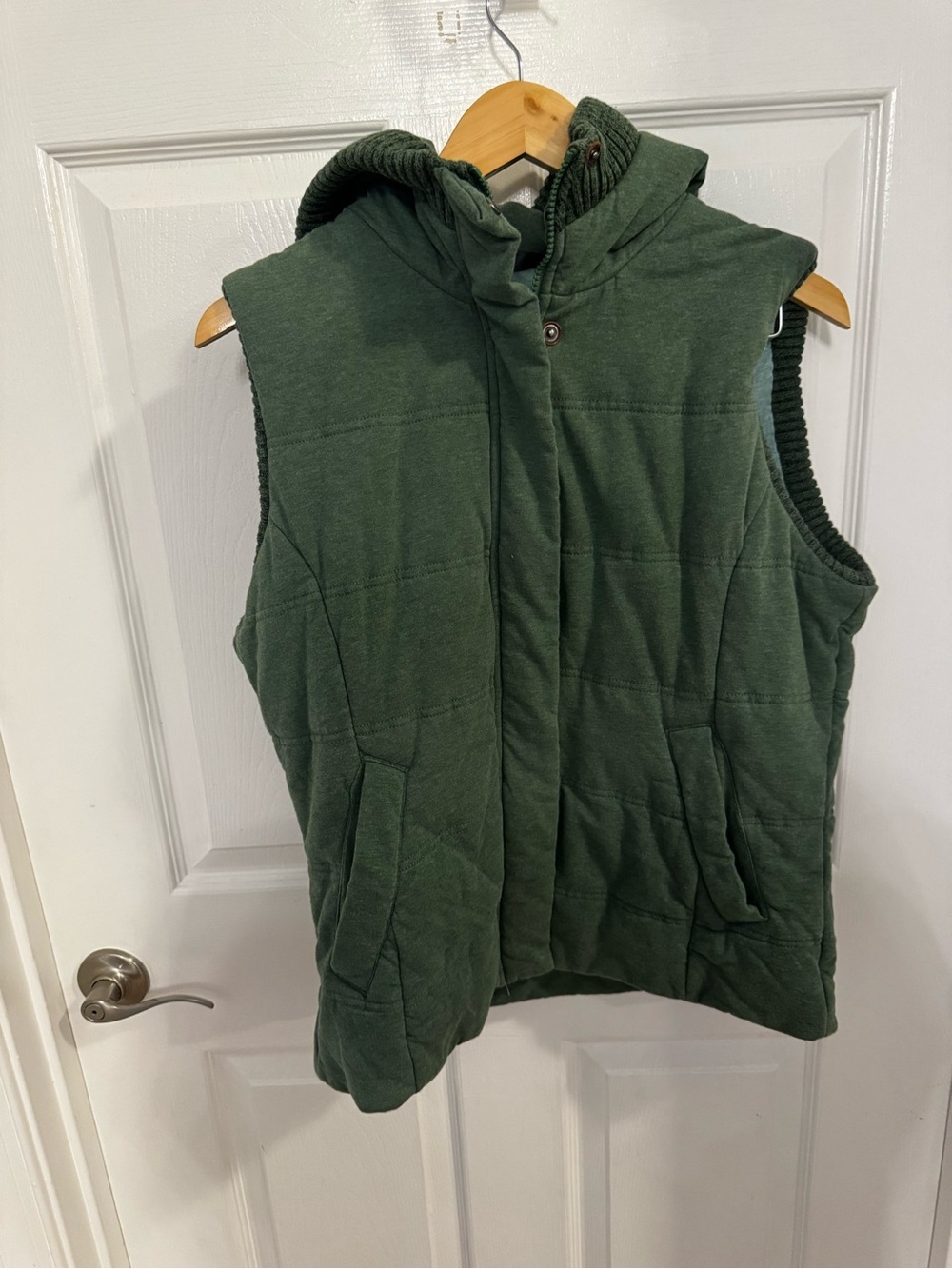 The North Face Women's Hooded Puffer Vest in Heather Green